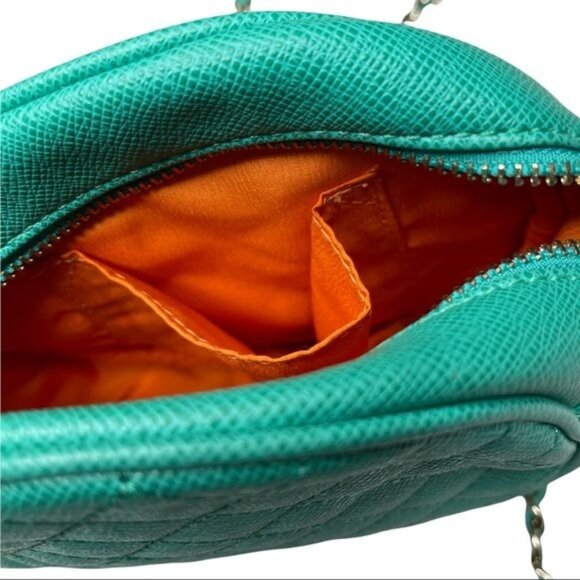 Sondra Roberts SR2 Round Quilted Zipper Turquoise Crossbody Bag - Picture 9 of 10